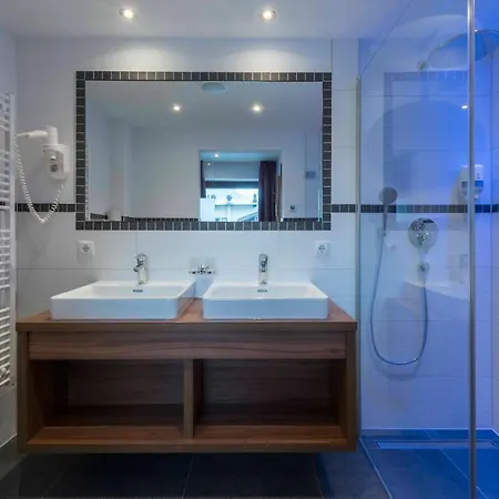 Hotel Neuwirt Zell am Ziller